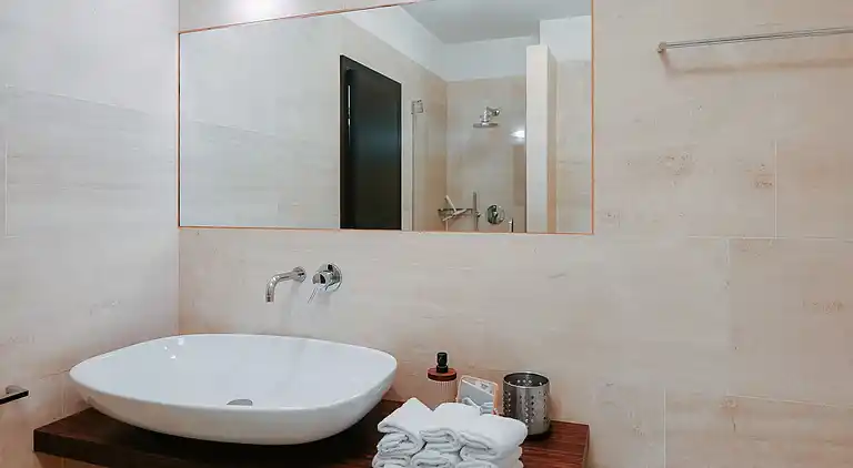 Luxurious Lugano Apartment with City Views