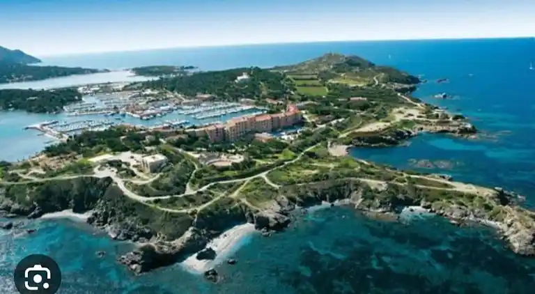 Holiday home in Carqueiranne