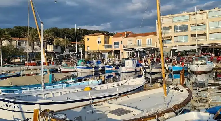 Holiday home in Carqueiranne