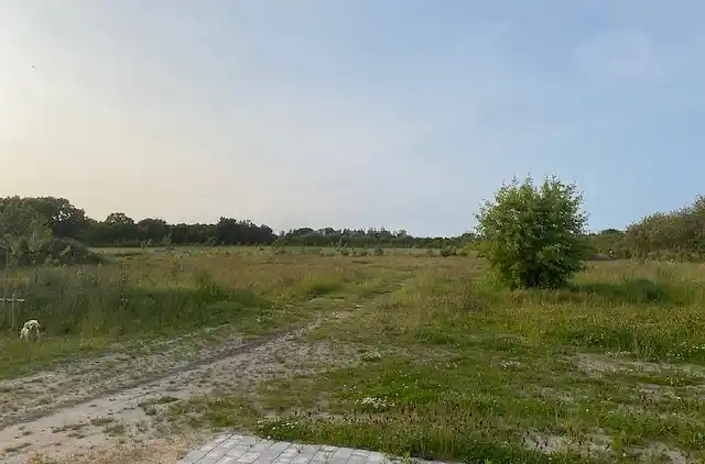 Ferie på eventyrlig naturgrund for børnefamilien