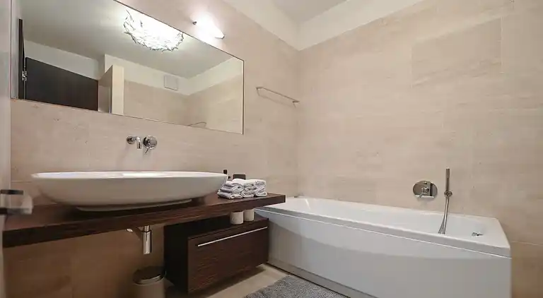 Luxurious Lugano Apartment with City Views