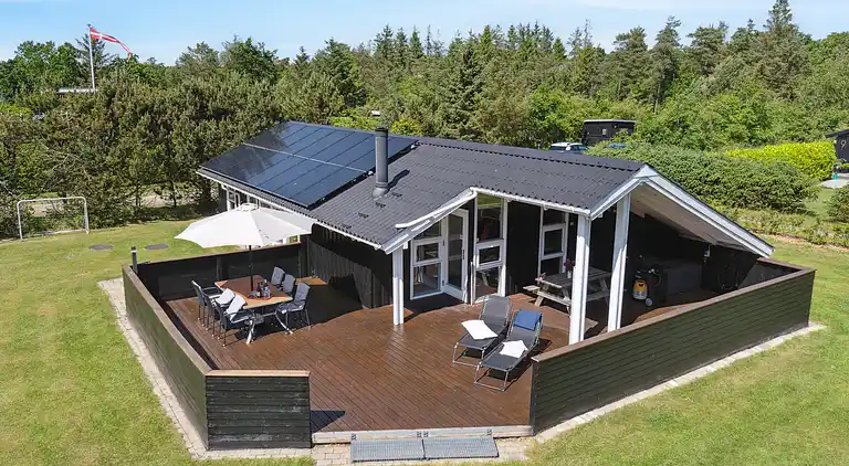 Hyggeligt sommerhus ved Hals