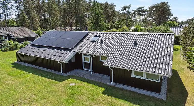 Hyggeligt sommerhus ved Hals