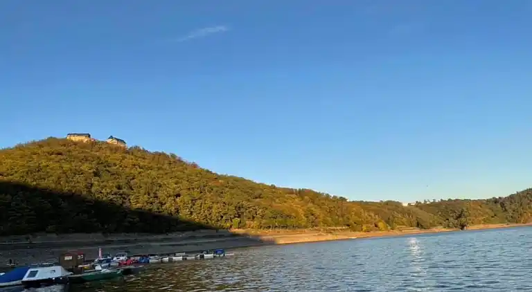 Holiday home in Netze