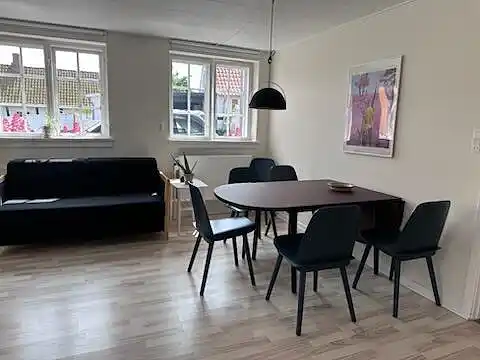 Wohnung bei Strand, Hafen und Küstenweg