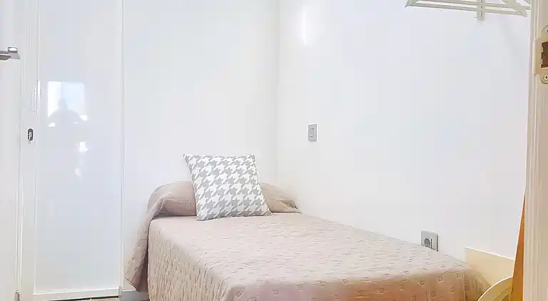 Apartment Bellisima mit Pool & Wifi, nur 200m vom Meer in