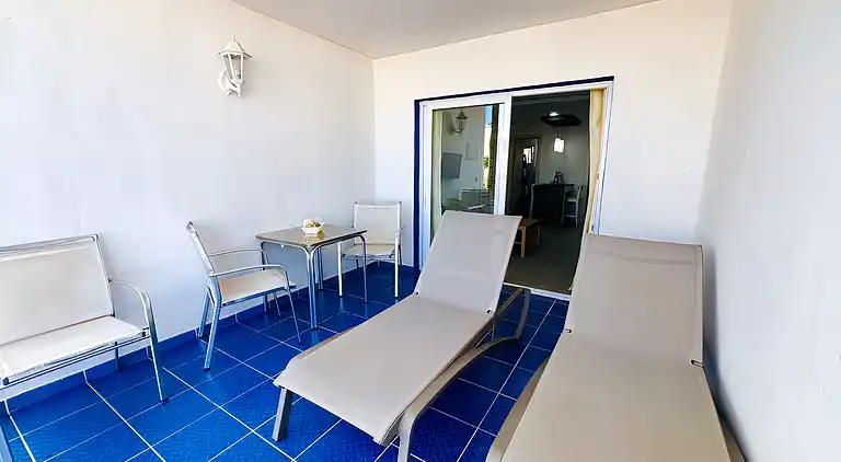 Apartment Bellisima mit Pool & Wifi, nur 200m vom Meer in
