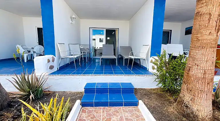 Apartment Bellisima mit Pool & Wifi, nur 200m vom Meer in