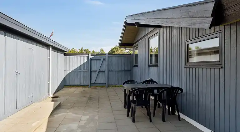 Dejligt sommerhus tæt på vandet