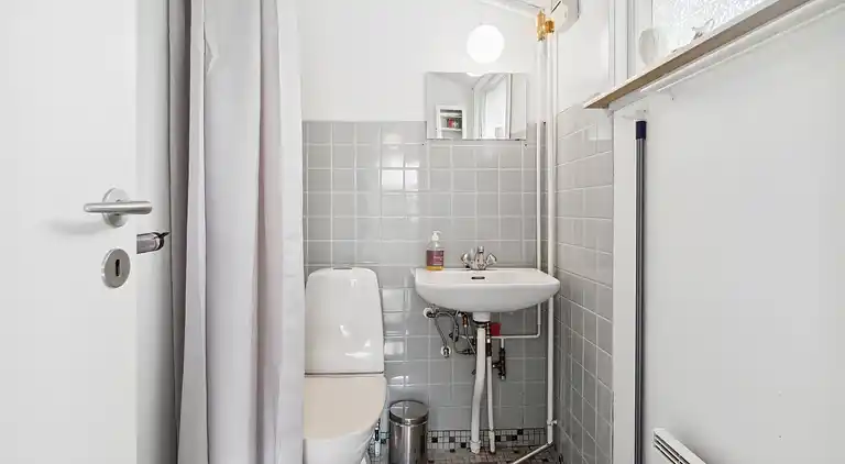 Skønt beliggende fritidshus i Melsted, Gudhjem