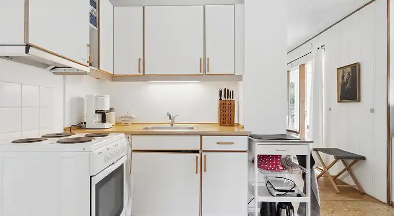 Skønt beliggende fritidshus i Melsted, Gudhjem