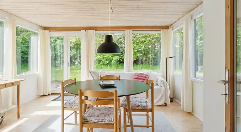 Skønt beliggende fritidshus i Melsted, Gudhjem