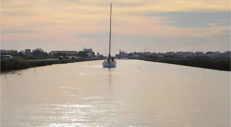 Ferielejlighed i Saint-Laurent-d'Aigouze