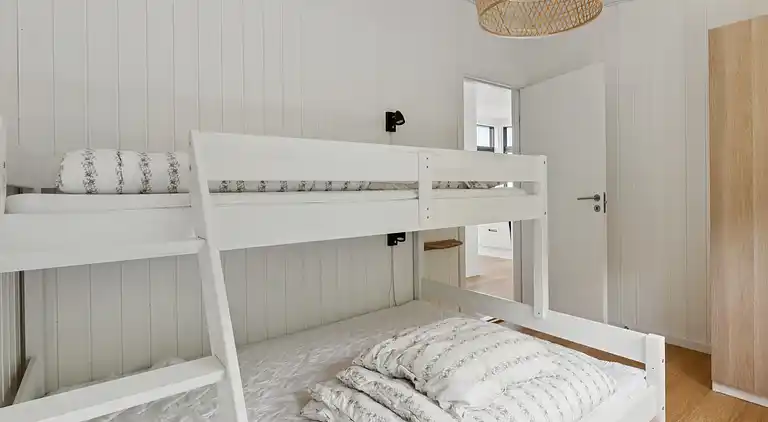 Havudsigt og hygge i arkitekttegnet hus