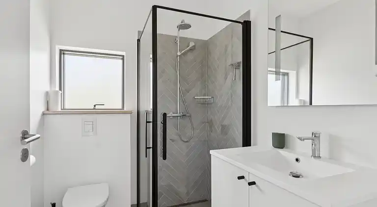 Havudsigt og hygge i arkitekttegnet hus