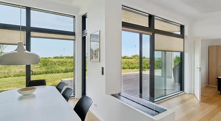 Havudsigt og hygge i arkitekttegnet hus