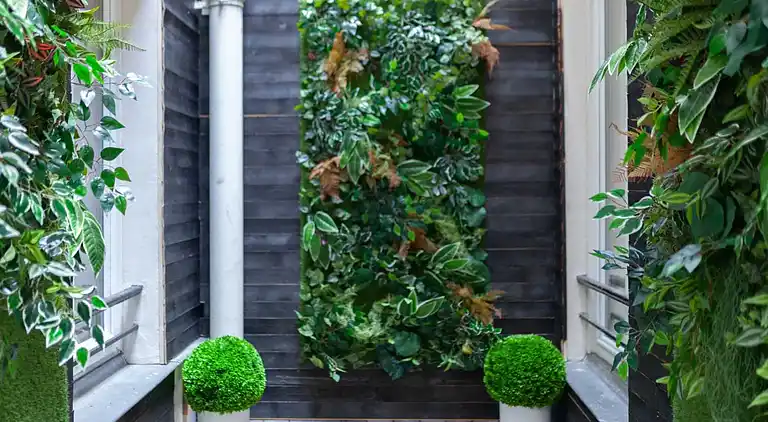 Apartment in Saint-Philippe-du-Roule