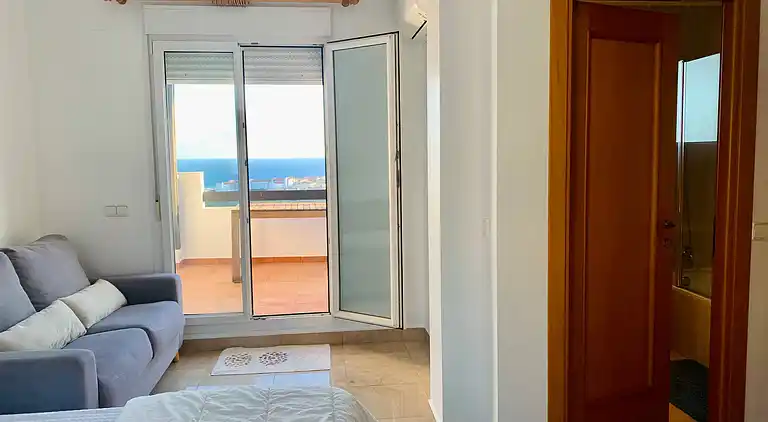 Penthouse mit Pool in Manliva