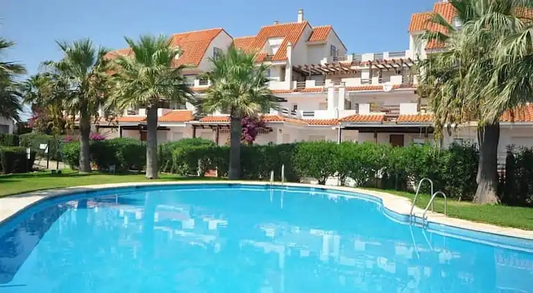 Penthouse mit Pool in Manliva