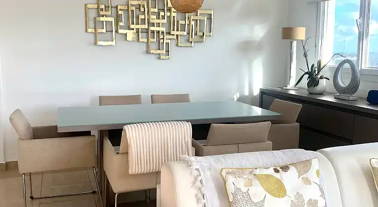 Penthouse mit Pool in Manliva