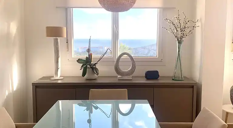 Penthouse mit Pool in Manliva