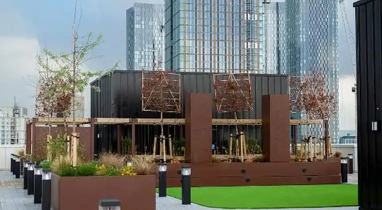 Sky Duplex - Central Manchester - Balkon, Terrasse und