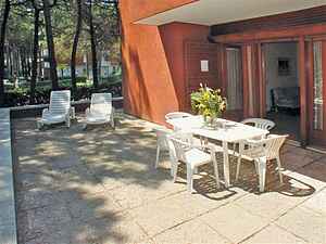 50mt from the beach with fenced garden in Lignano Riviera