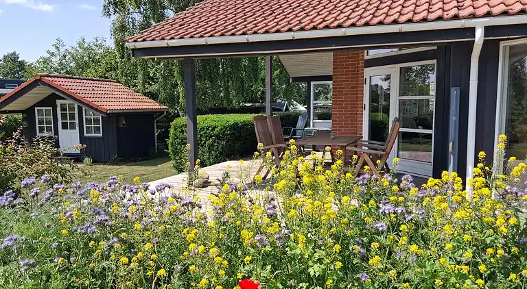 Hyggeligt sommerhus tæt på strand og skov