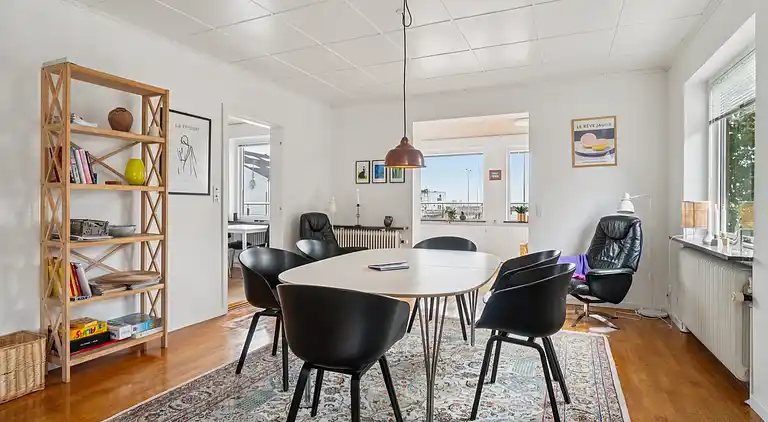 Familievenligt sommerhus med udsigt til Østersøen