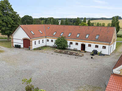 Emmelevvej 8