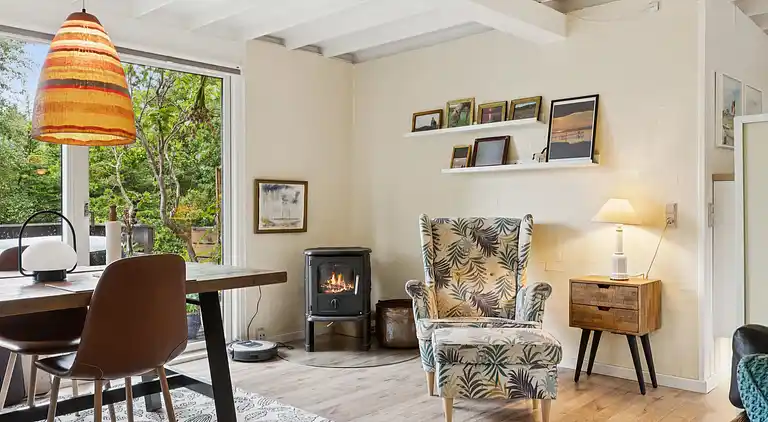 Renoveret perle med udsigt og solterrasser