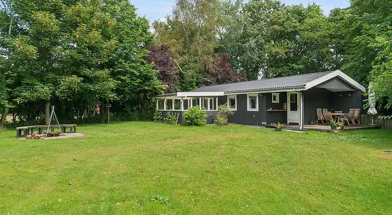 Dejligt sommerhus tæt på strand og natur