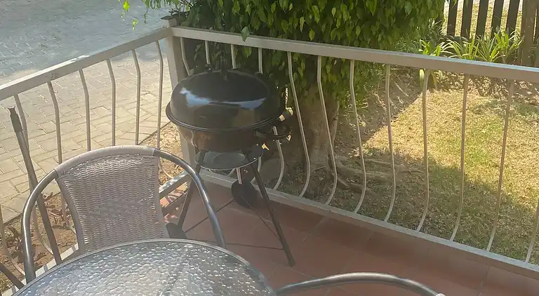 Beautiful 2 bedroom Apartment near Monte Casino