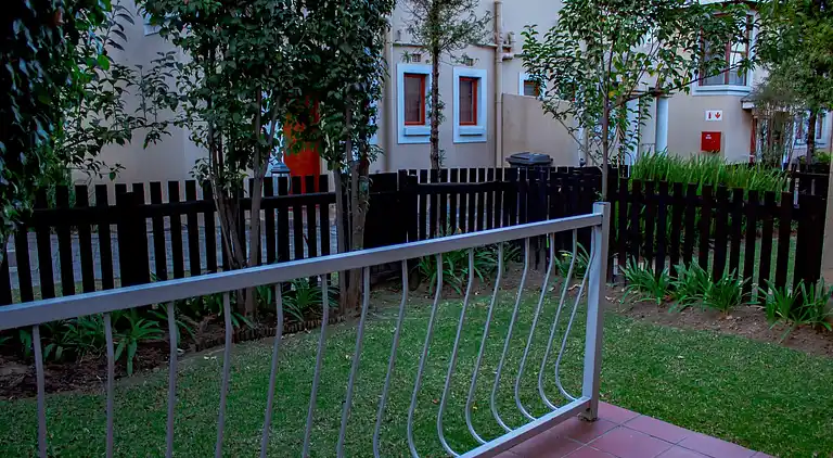 Beautiful 2 bedroom Apartment near Monte Casino