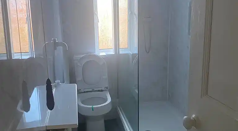 Charmantes Familienhaus in Bolton mit Terrasse und