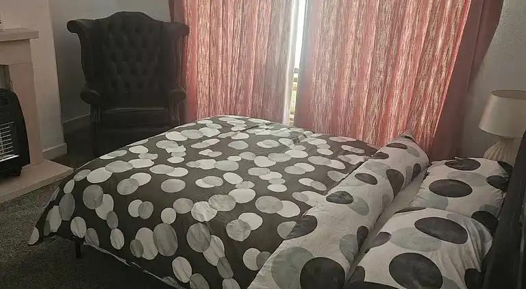 Charmantes Familienhaus in Bolton mit Terrasse und