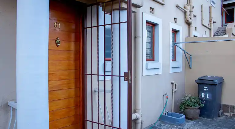 Beautiful 2 bedroom Apartment near Monte Casino