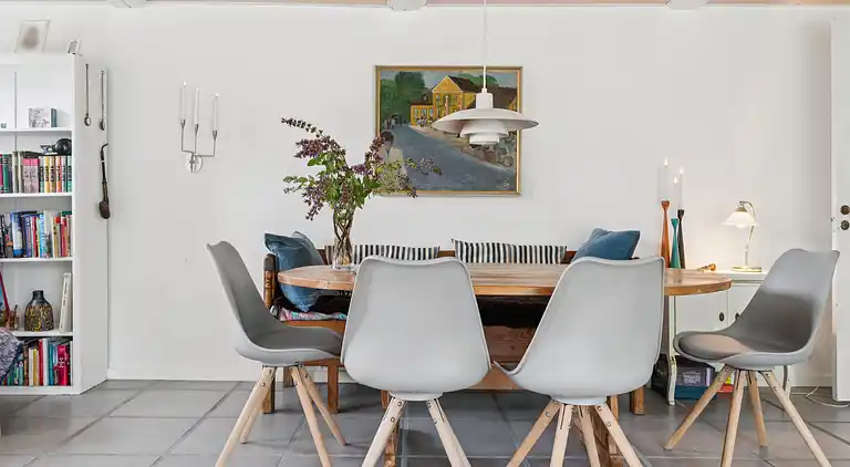 Naturnahe Lage bei Wald, Golf und Strand