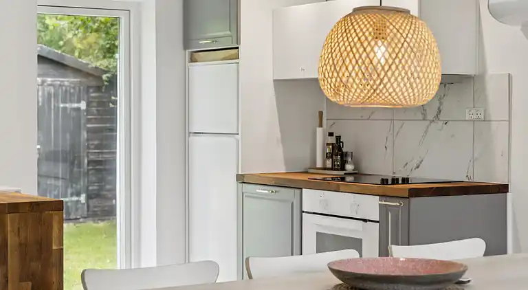 Schönes Ferienhaus in der Nähe von Strand u. Wald