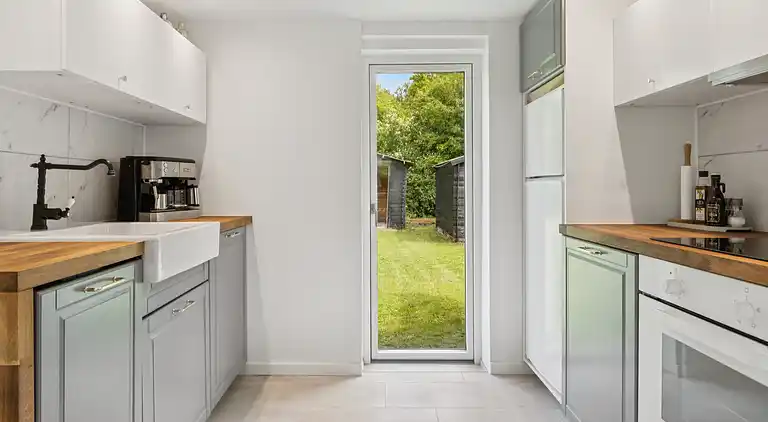 Schönes Ferienhaus in der Nähe von Strand u. Wald