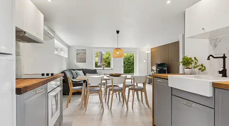 Schönes Ferienhaus in der Nähe von Strand u. Wald