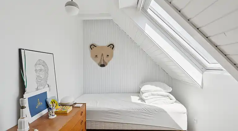 Ferieidyl i Sandvig med havudsigt