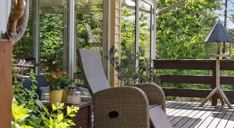 Renoveret perle med udsigt og solterrasser