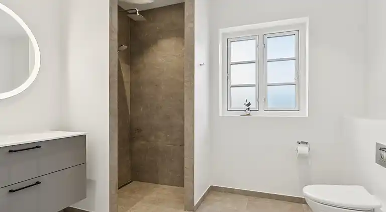 Semesteridyll med terrass och rum i Skagen