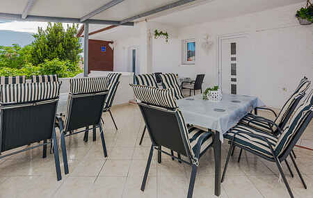 Apartment in Vir