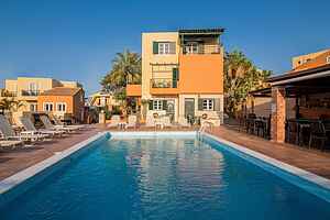 Cozy Studio with Shared Pool & Wonderful Garden