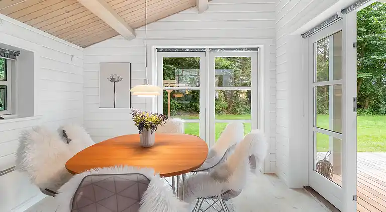 sommerhus med jacuzzi og sauna