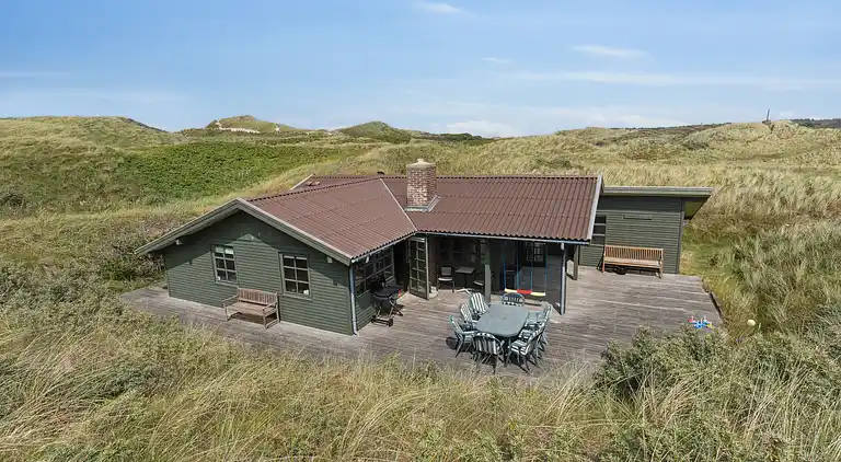 Sommerhus med ro og fred tæt på vandet