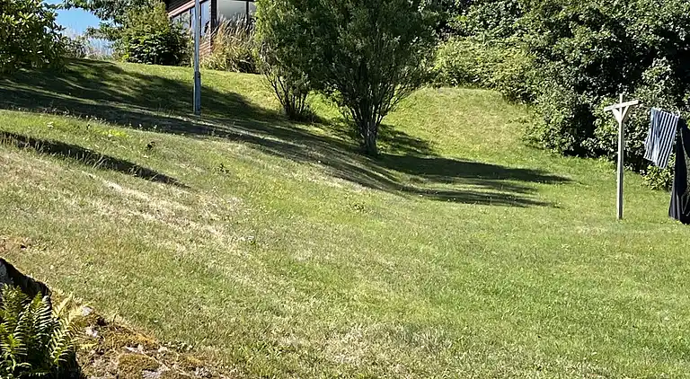 Charmerende hus med havudsigt og stor grund