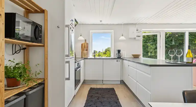 Ferienhaus mit Spa, Sauna und Meerblick